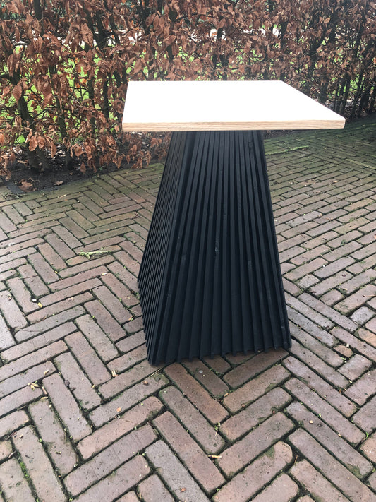 Tafel met latjes